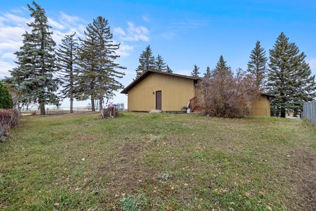 1410 1ST ST NE, Minot, ND 58701