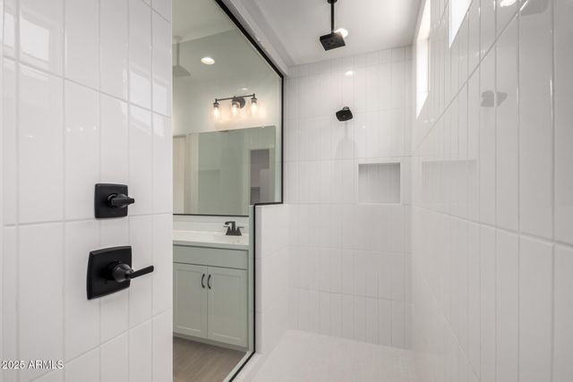 16550 W CREEDANCE Boulevard, Surprise, AZ 85387