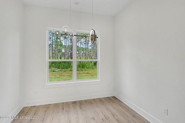5528 Richmond Street, Ocean Springs, MS 39564
