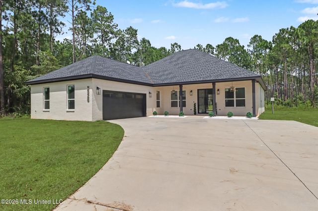 5528 Richmond Street, Ocean Springs, MS 39564