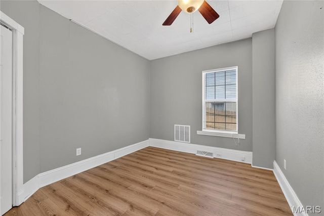 126 S Jefferson Avenue, Collinsville, IL 62234
