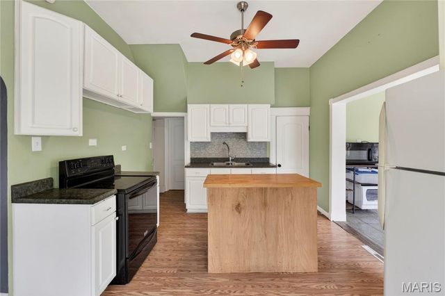 126 S Jefferson Avenue, Collinsville, IL 62234