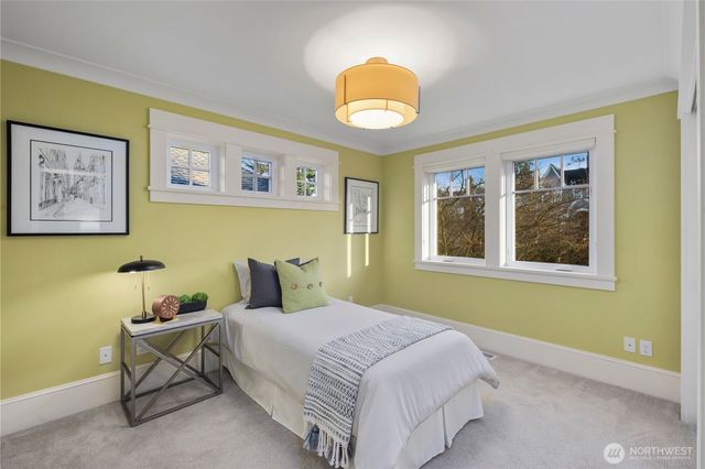 426 Smith Street, Seattle, WA 98109