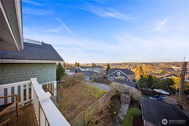 426 Smith Street, Seattle, WA 98109