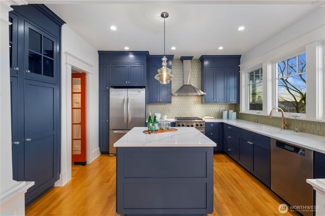 426 Smith Street, Seattle, WA 98109