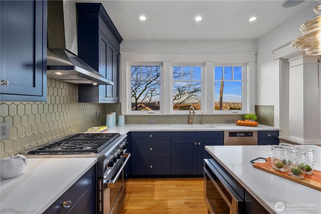 426 Smith Street, Seattle, WA 98109