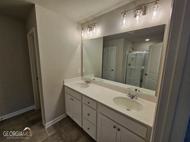 6 Iron Drive 91, Newnan, GA 30265