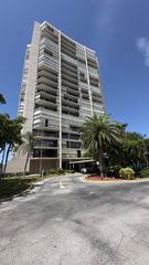 2425 Presidential Way 203, West Palm Beach, FL 33401