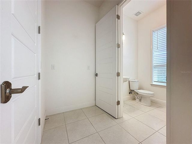 10090 SUNNIFA ALLEY, Orlando, FL 32832
