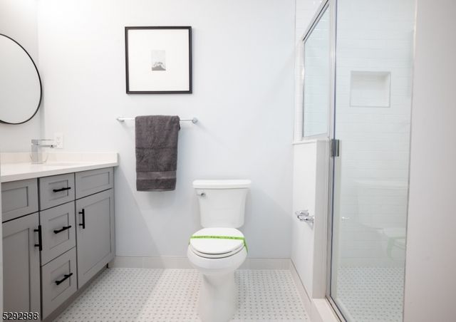 660 Bloomfield Ave 403, Bloomfield Twp., NJ 07003