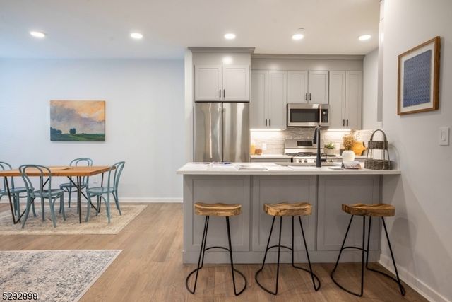 660 Bloomfield Ave 403, Bloomfield Twp., NJ 07003