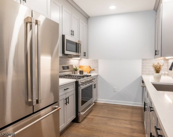 660 Bloomfield Ave 403, Bloomfield Twp., NJ 07003