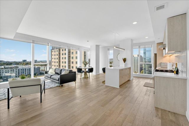 188 W Saint James Street 11101, San Jose, CA 95110