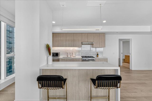 188 W Saint James Street 11101, San Jose, CA 95110