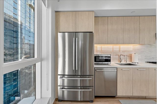 188 W Saint James Street 11101, San Jose, CA 95110