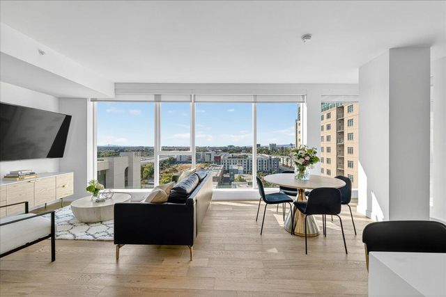 188 W Saint James Street 11101, San Jose, CA 95110