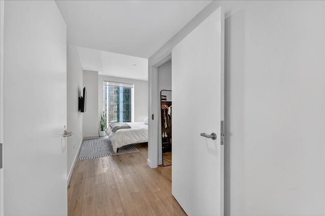 188 W Saint James Street 11101, San Jose, CA 95110