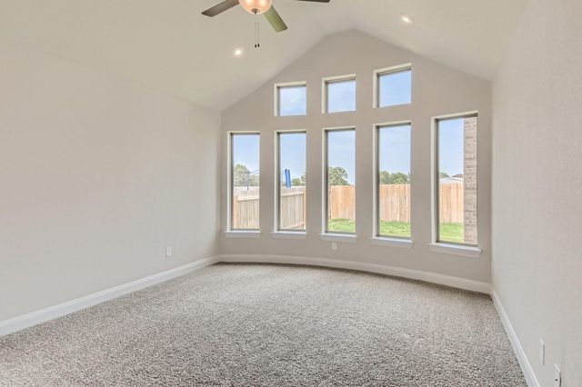313 Rock Knoll ST, Liberty Hill, TX 78642