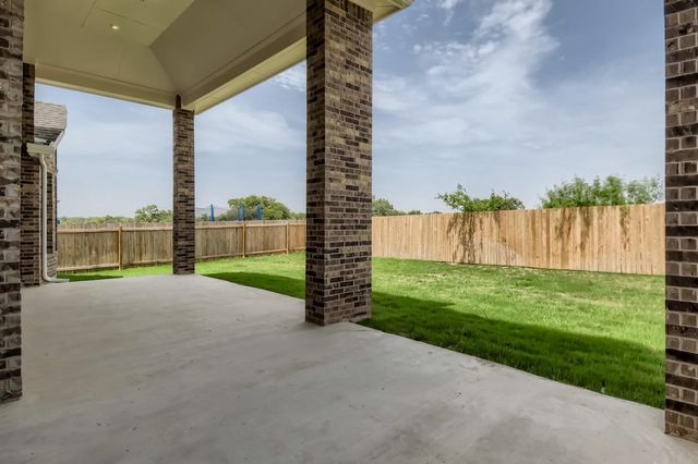 313 Rock Knoll ST, Liberty Hill, TX 78642