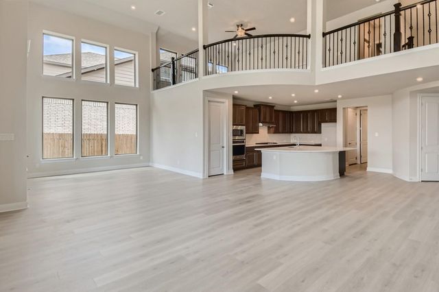 313 Rock Knoll ST, Liberty Hill, TX 78642