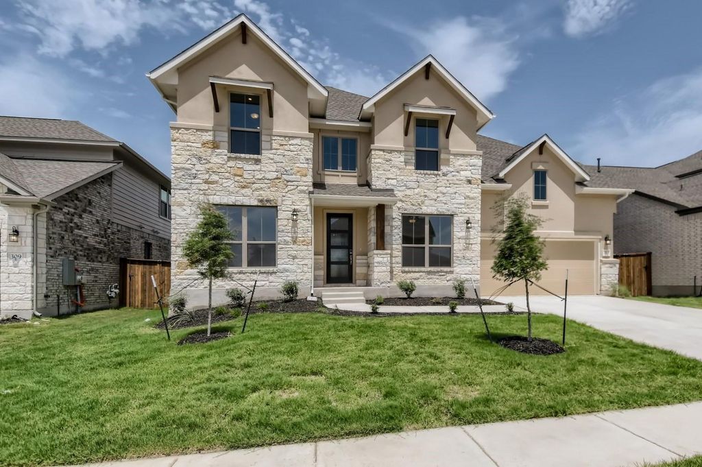 313 Rock Knoll ST, Liberty Hill, TX 78642