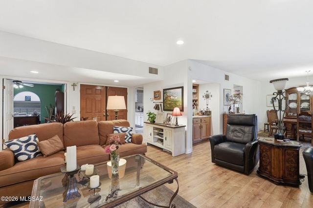 38280 S Mountain Site Drive, Saddlebrooke, AZ 85739