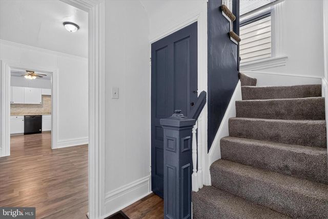 115 E LOCUST ST, Mechanicsburg, PA 17055