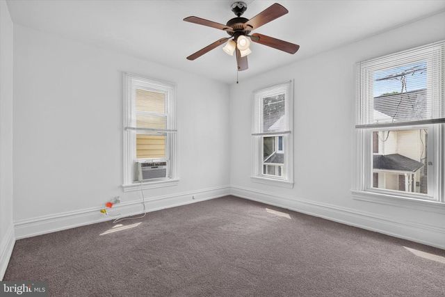 115 E LOCUST ST, Mechanicsburg, PA 17055