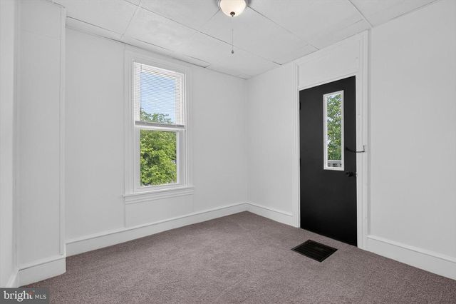 115 E LOCUST ST, Mechanicsburg, PA 17055