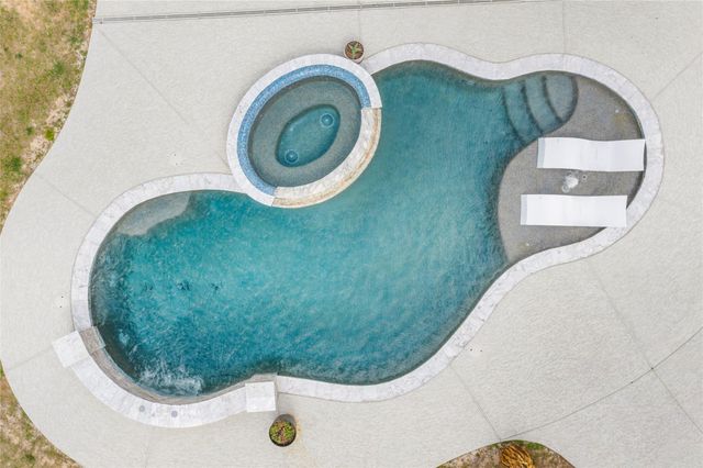 7634 Highland Road, Santa Fe, TX 77517