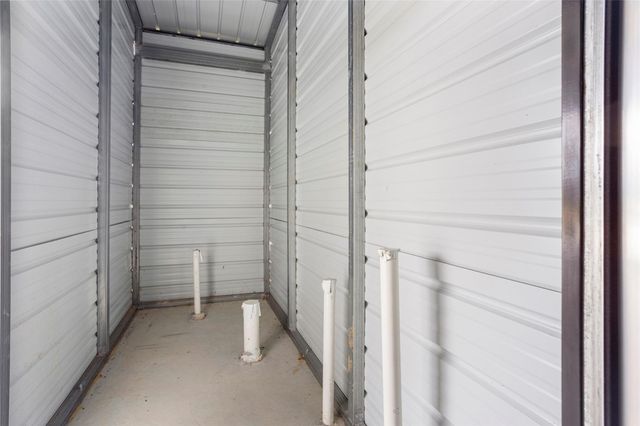 7634 Highland Road, Santa Fe, TX 77517