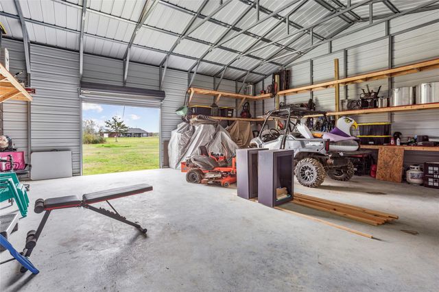 7634 Highland Road, Santa Fe, TX 77517