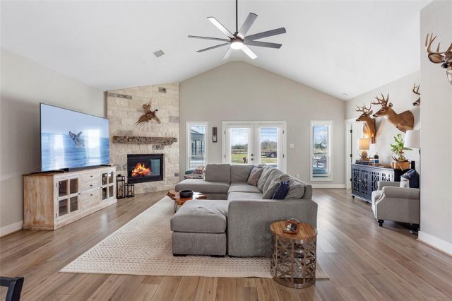 7634 Highland Road, Santa Fe, TX 77517