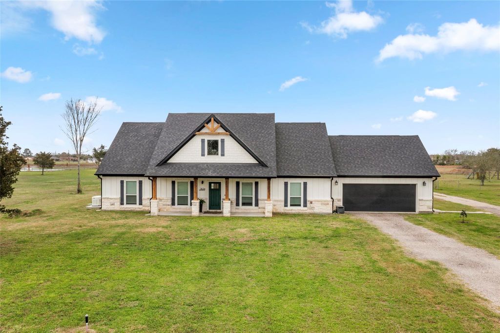 7634 Highland Road, Santa Fe, TX 77517
