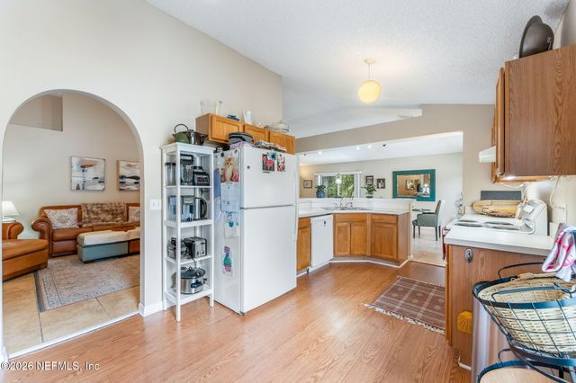 2274 PEERLESS Lane W, Jacksonville, FL 32246
