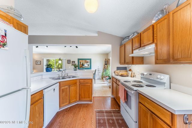 2274 PEERLESS Lane W, Jacksonville, FL 32246