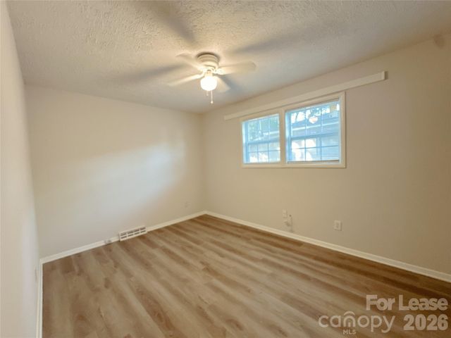 5006 Malibu Drive, Charlotte, NC 28215