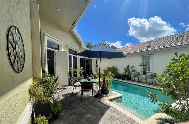 7060 NW Turtle Walk, Boca Raton, FL 33487