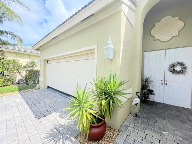 7060 NW Turtle Walk, Boca Raton, FL 33487