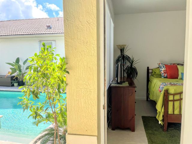 7060 NW Turtle Walk, Boca Raton, FL 33487