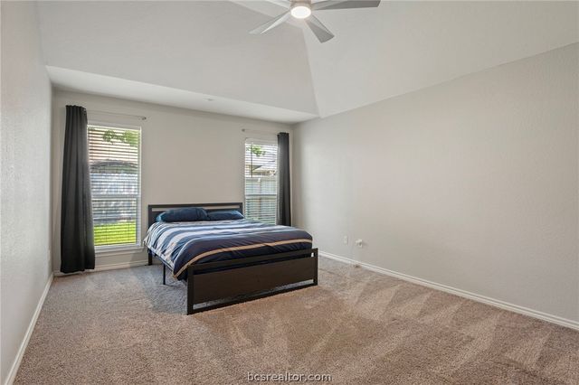 2705 Lynnwood, Bryan, TX 77807