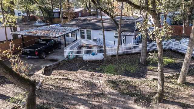 9953 Greentree Lane, Wills Point, TX 75169