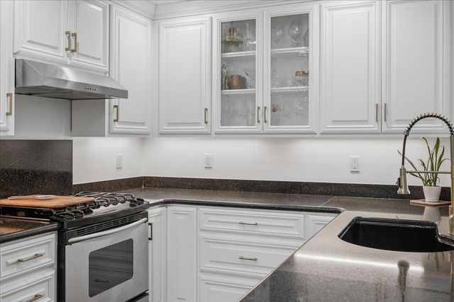 856 Minnesota Avenue 103, San Jose, CA 95125