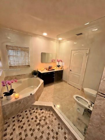 15816 SW 103rd Ln 0, Miami, FL 33196