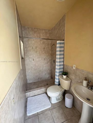 15816 SW 103rd Ln 0, Miami, FL 33196