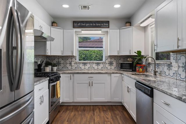 3020 N Tropicana Avenue, Bethany, OK 73008