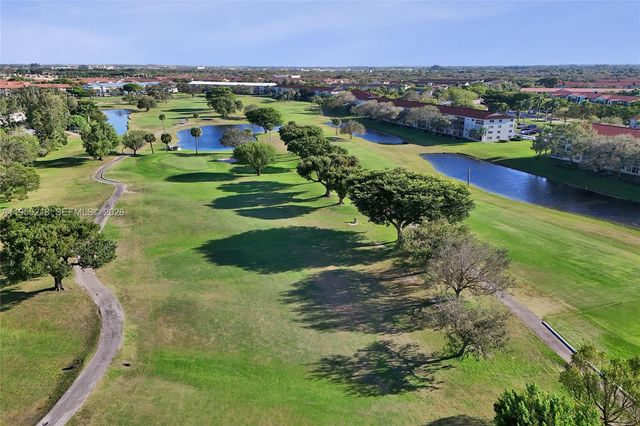 900 SW 128th Ave 103D, Pembroke Pines, FL 33027