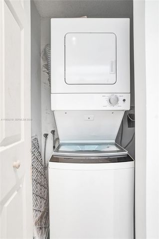 900 SW 128th Ave 103D, Pembroke Pines, FL 33027