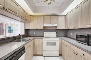 900 SW 128th Ave 103D, Pembroke Pines, FL 33027