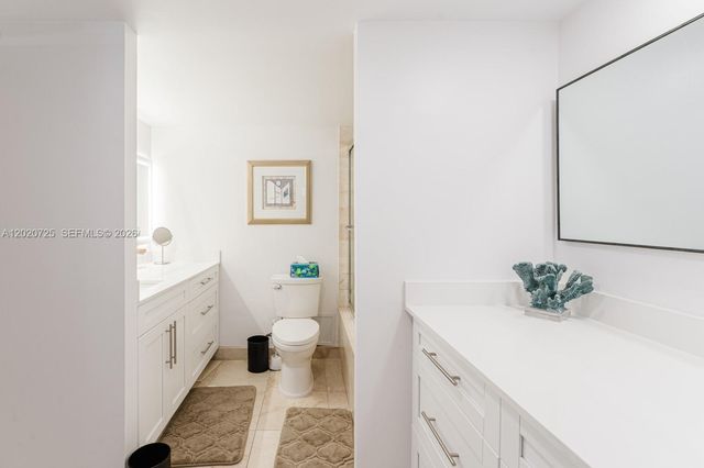 2301 Collins Avenue 804, Miami Beach, FL 33139
